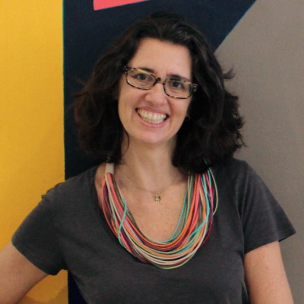 Adriana Conti Melo